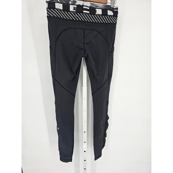 Lululemon Womens Sz 6 Speed Tight Full Length Leggings Black White Floral - Picture 3 of 5